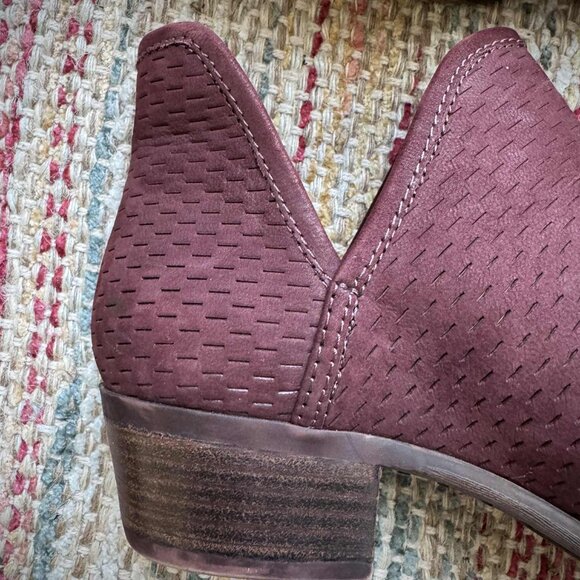 Lucky Brand Booties - Size 7.5 (38) - Picture 5 of 13